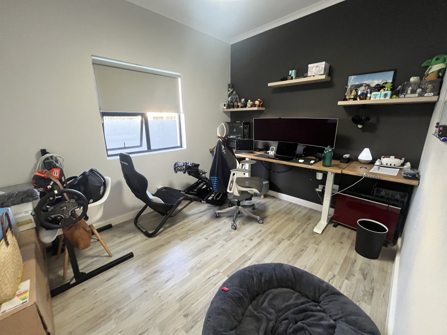3 Bedroom Property for Sale in Sandown Western Cape